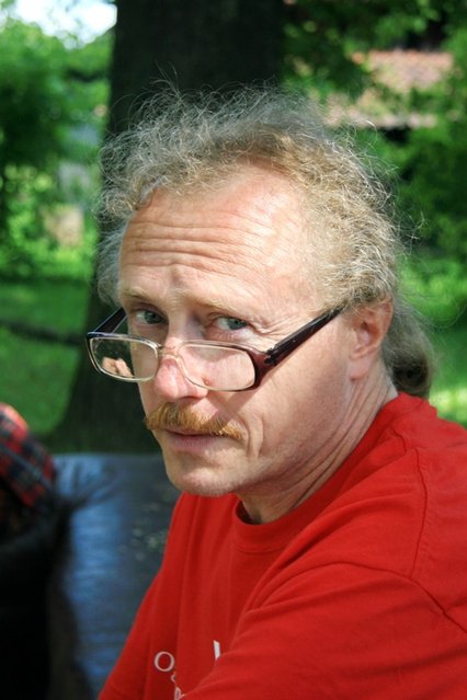 Bronikowo opanowane przez artystów