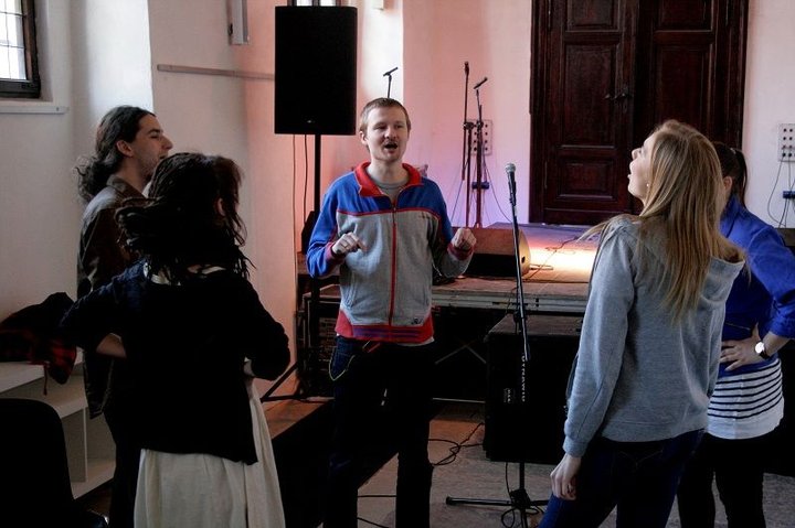 Poezja, historie, piosenki, rap...