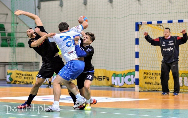 Meblarze po sześciu sparingach