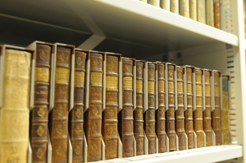 Jak chronić biblioteczne zbiory?