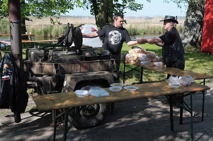 Zlot motocyklistów w Nadbrzeżu