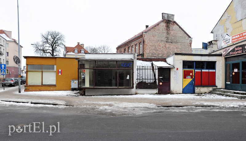  Znikają pawilony przy Słonecznej
