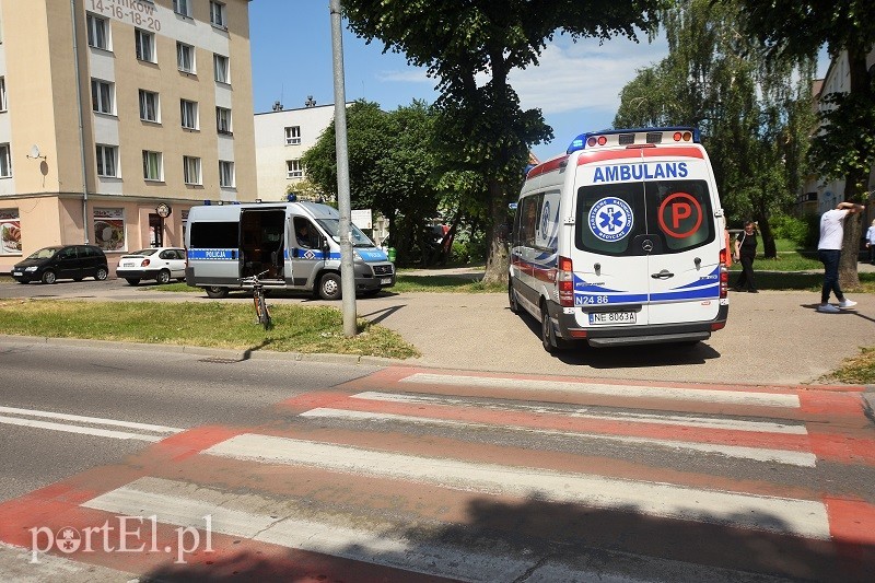  12-latek wjechał rowerem wprost pod samochód