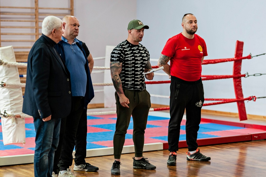 Treningowa szermierka na pięści