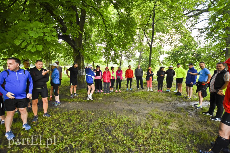 Mistrz Polski w maratonie uczy, jak biegać