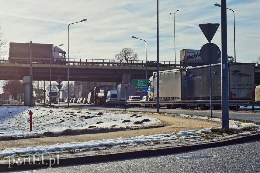 22-latek spowodował wypadek, będąc pod wpływem narkotyków i bez prawa jazdy