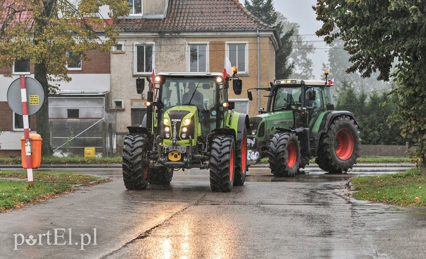 Rolniczy protest w Elblągu. Nie dla piątki Kaczyńskiego