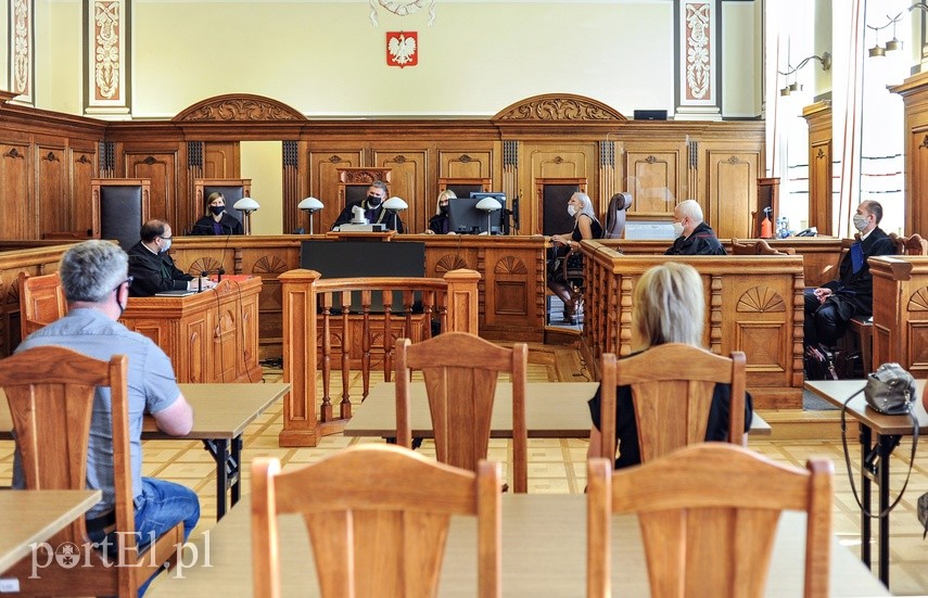 Sąd w Elblągu zajmuje się śmiertelnym postrzeleniem na polowaniu