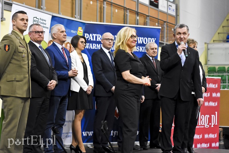 Praca czeka na fachowców i nie tylko
