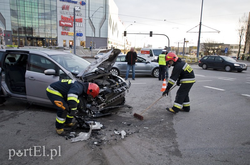  Kolizja z ciężarówką na Ogólnej