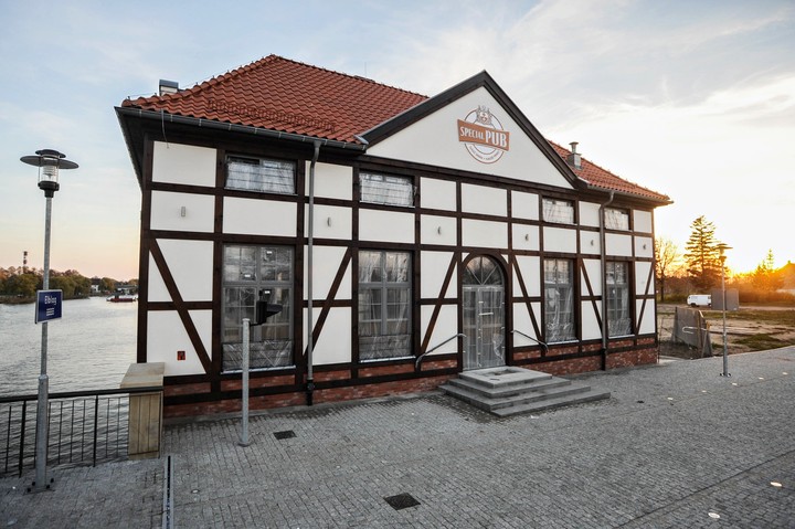 Kiedyś giełda, teraz pub