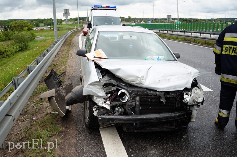 Węzeł Wschód: volkswagenem w barierę