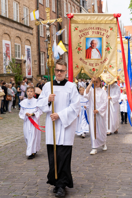  Przez miasto przejdą procesje