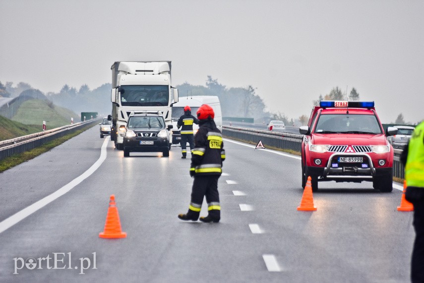 Kolizja bmw z dostawczym fordem