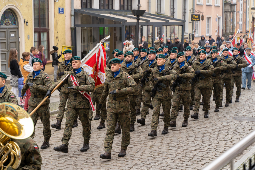 Elblążanie uczcili 105. rocznicę odzyskania niepodległości