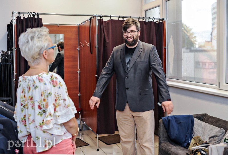 Elegancja, która dobrze na nim leży