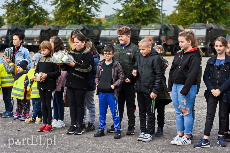 Nie tylko dzieci widzą się w wojsku