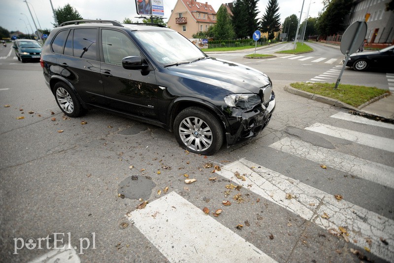  Zderzenie motocyklisty z bmw
