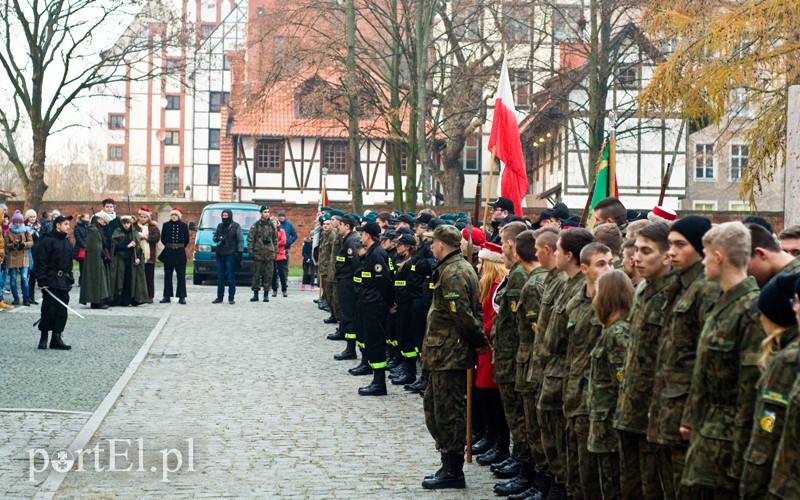  Podchorążowie wyszli na ulice Elbląga