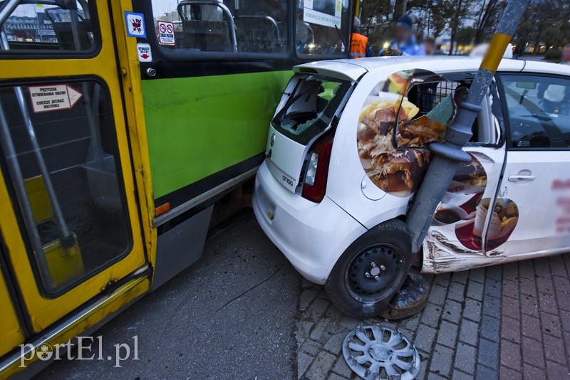 Kolizja na Grunwaldzkiej, tramwaje nie jeżdżą