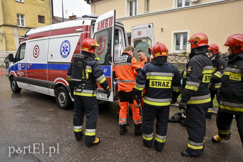 Pożar na Stefczyka, jedna osoba poszkodowana