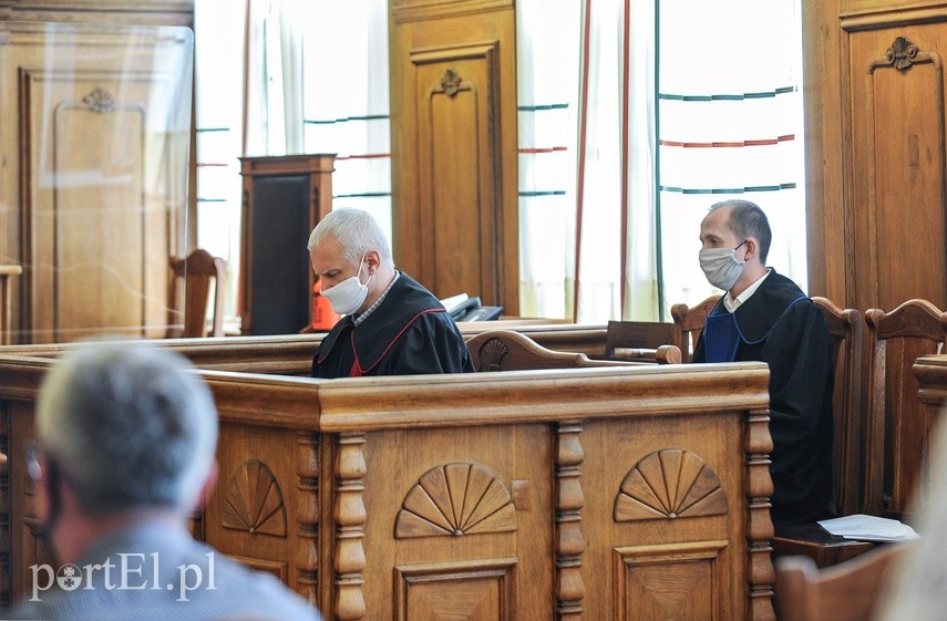 Sąd w Elblągu zajmuje się śmiertelnym postrzeleniem na polowaniu