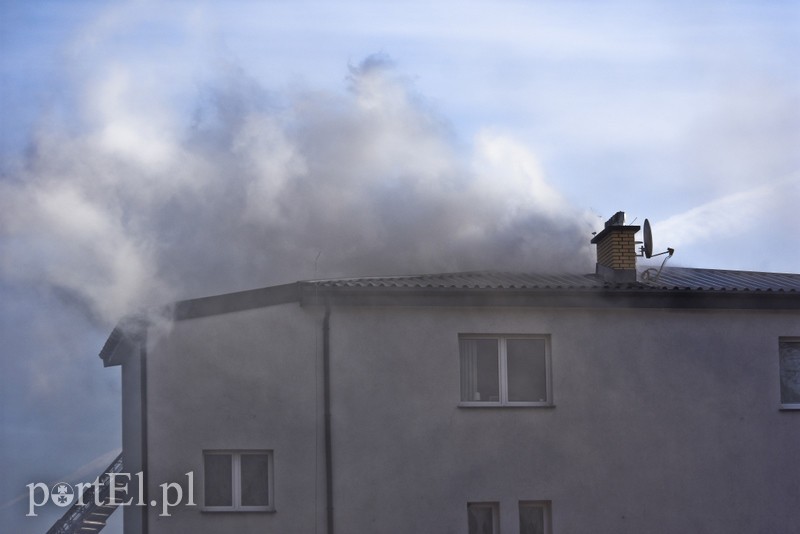 Pożar poddasza budynku przy ul. Dojazdowej