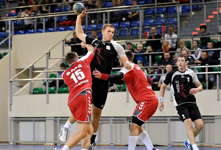Remis „Meblarzy”