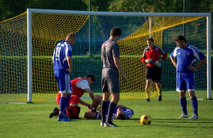 Wygrana Olimpii 2004 po zaciętym meczu
