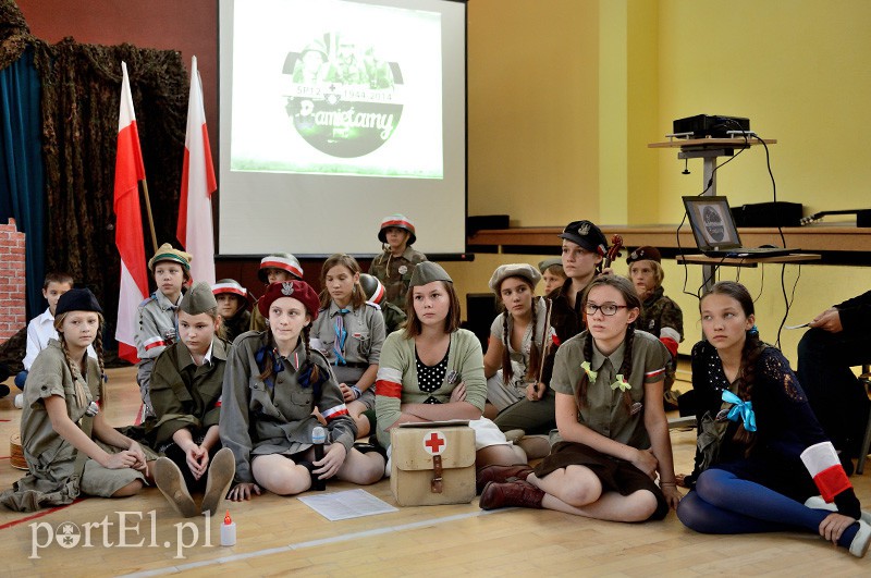 Uczniowie SP 12: Pamiętamy!