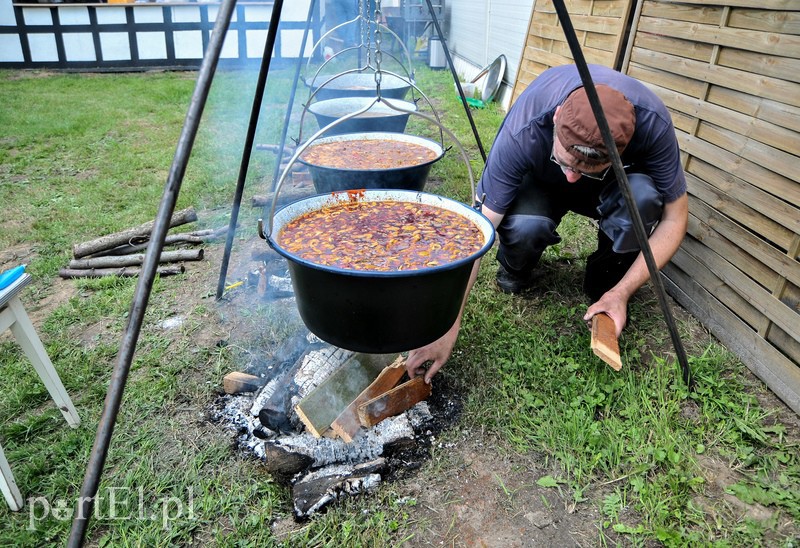 Rozpoczęły się najbardziej miodowe targi w okolicy