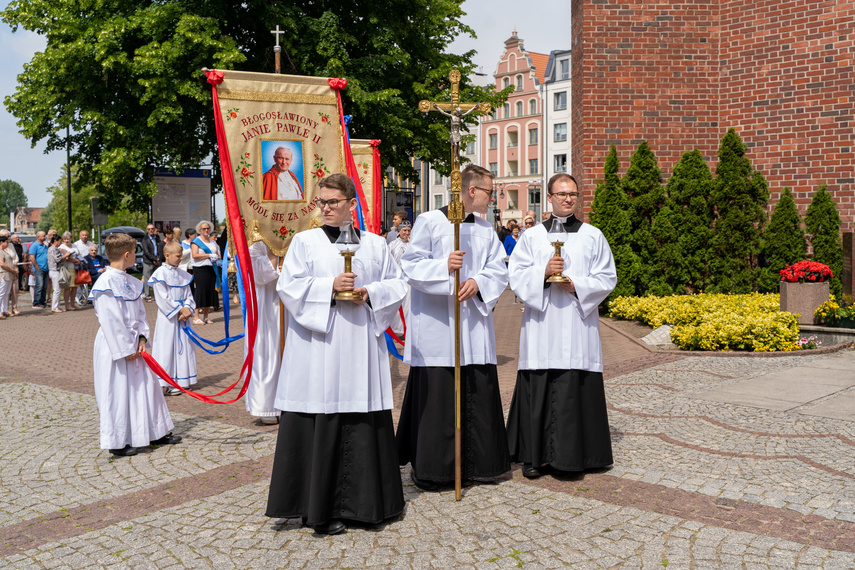  Przez miasto przejdą procesje