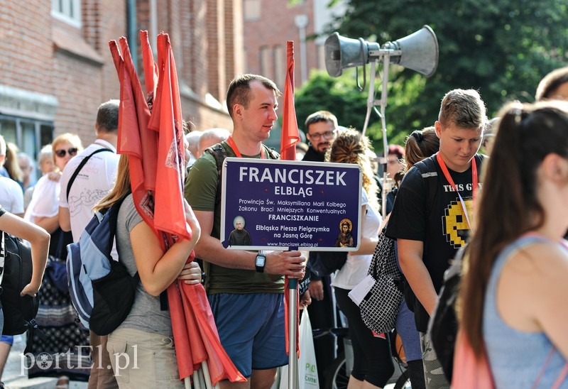 Pielgrzymi ruszyli na Jasną Górę