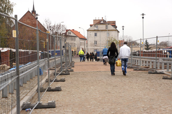Dolny most na rzece Elbląg udostępniony dla ruchu pieszego