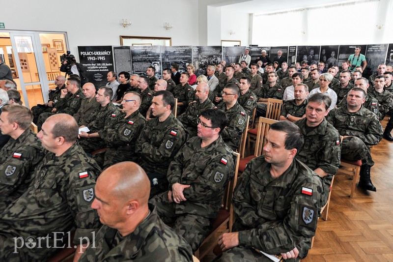 Wystawa w klubie garnizonowym