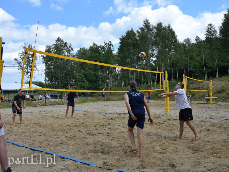 Towarzysko na piastowskmi piachu