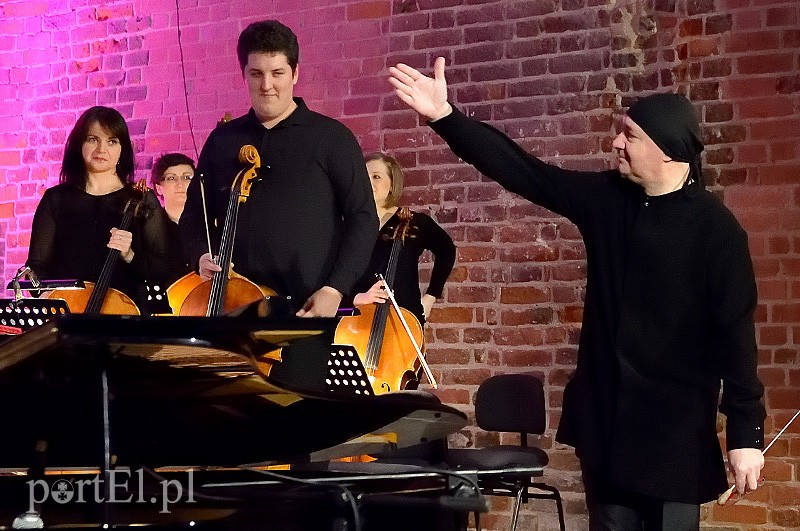 Filmowy koncert z EOK