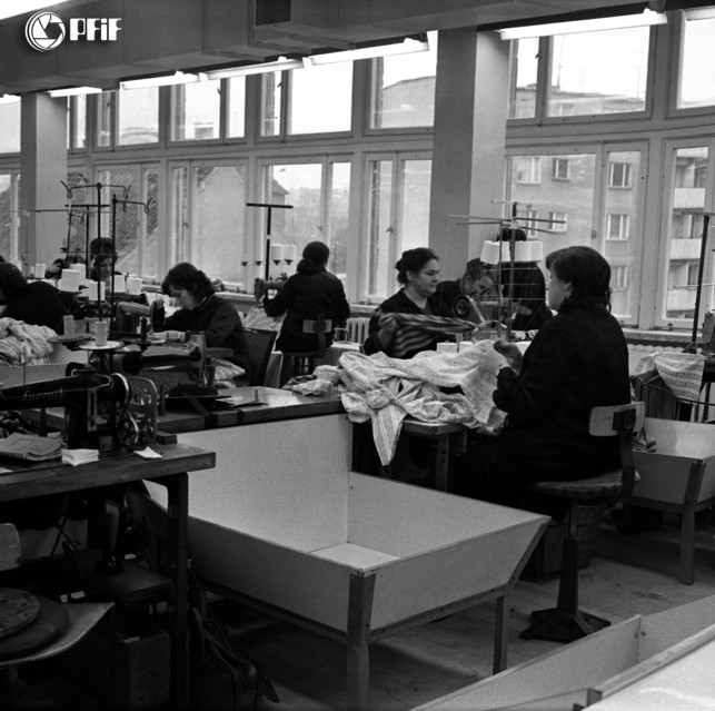 Elbląskie zakłady pracy z lat 70. na zdjęciach Czesława Misiuka