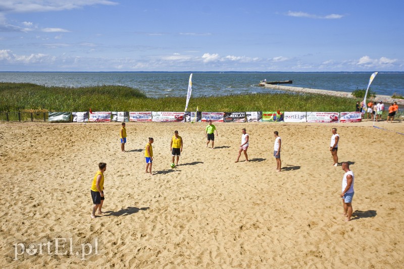 Piłkarskie emocje na plaży w Kadynach