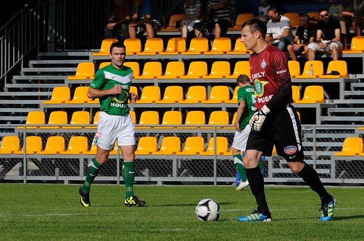 Olimpia wygrała z Wartą