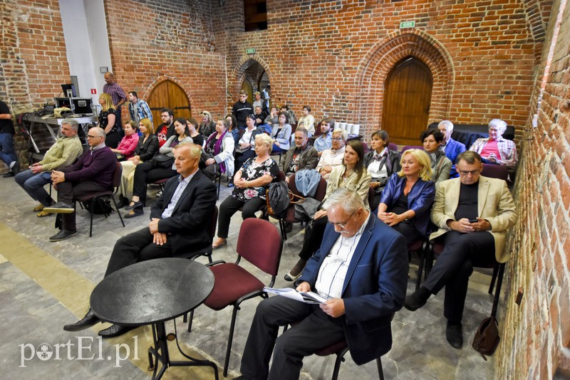 Reporterzy z krwi i kości w Ogrodach Polityki