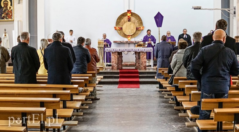  Wciąż pamiętamy, dlatego tu jesteśmy