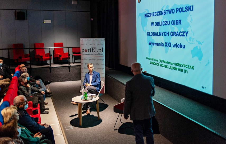 „Temat migrantów na granicy z Białorusią wygaśnie”