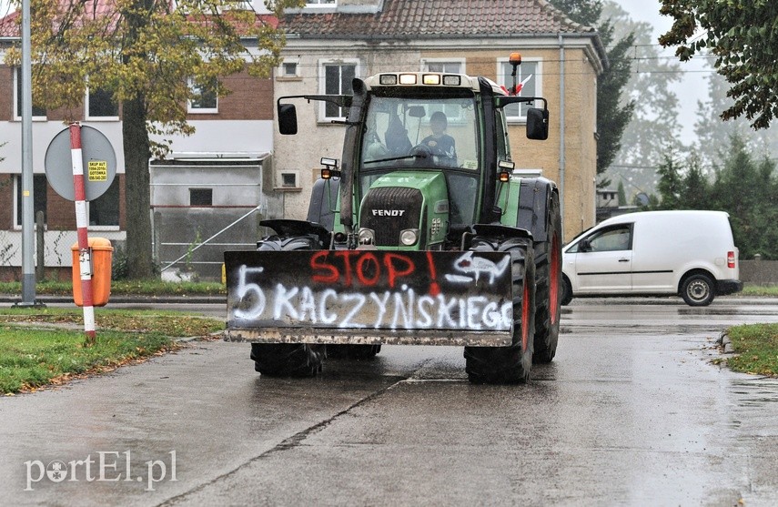 Rolniczy protest w Elblągu. Nie dla piątki Kaczyńskiego