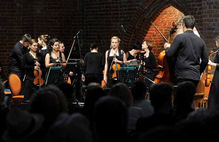 Muzyka Form Przestrzennych i Szostakowicz