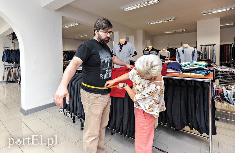 Elegancja, która dobrze na nim leży