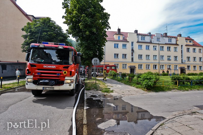 Pożar dachu budynku wielorodzinnego przy ul. Ogrodowej