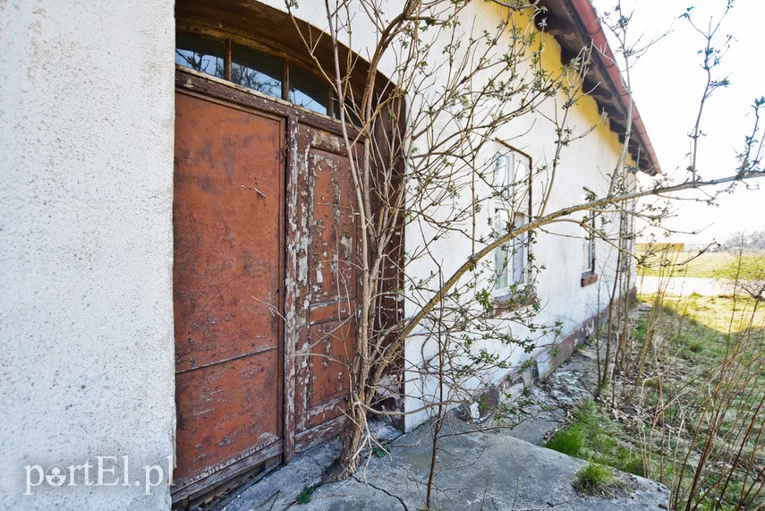 Kolejna działka idzie pod młotek
