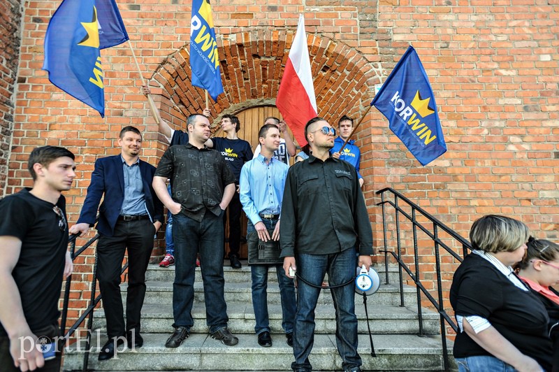  Nie będziemy padać na kolana, będziemy współpracować