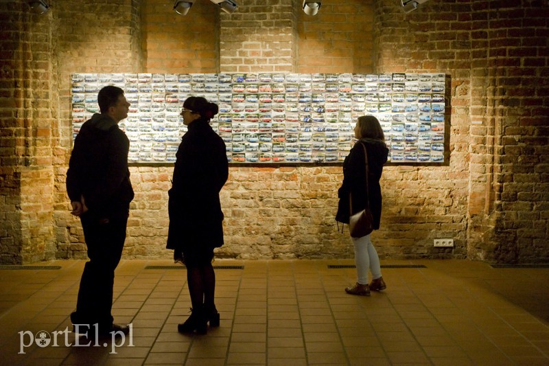 Autosanem po Galerii EL